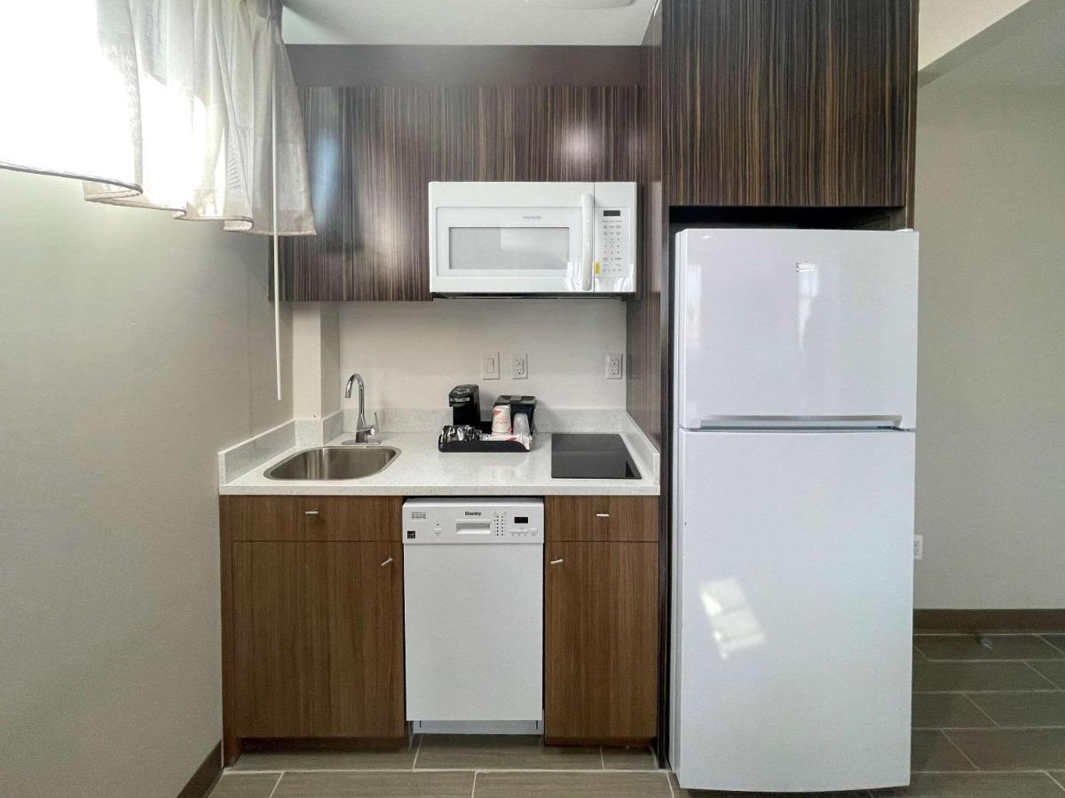 Mainstay Suites New York Exterior photo