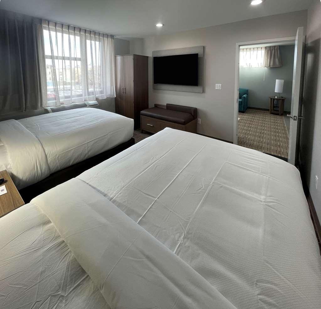 Mainstay Suites New York Room photo